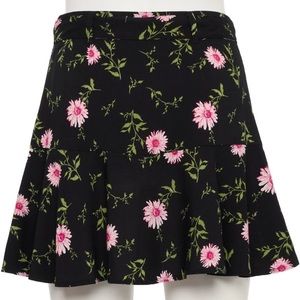 NWT Black Floral Skirt Flowy Size XS
